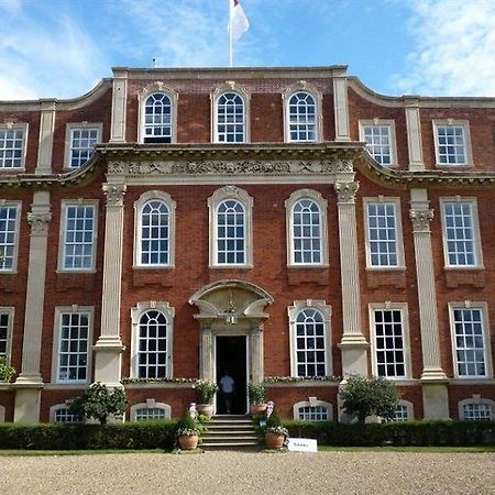 Chicheley Hall Ngoại thất bức ảnh