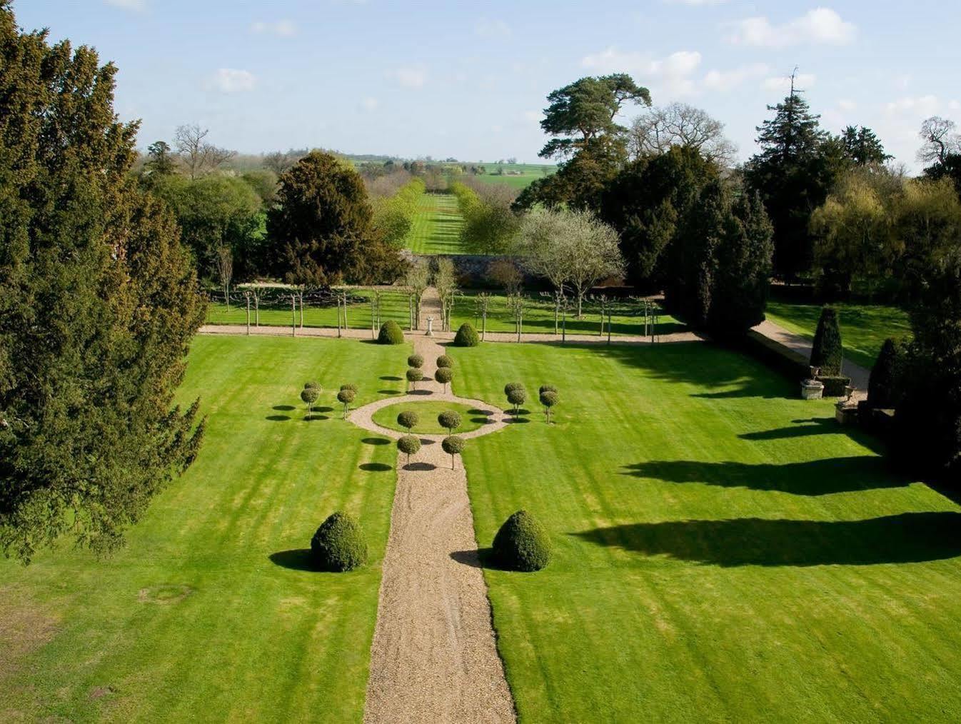 Chicheley Hall Ngoại thất bức ảnh