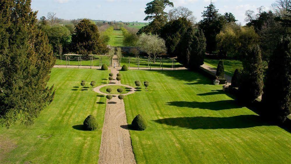 Chicheley Hall Ngoại thất bức ảnh